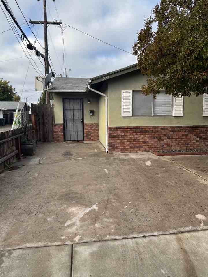 344 Davitt Avenue - Photo 2 of 11