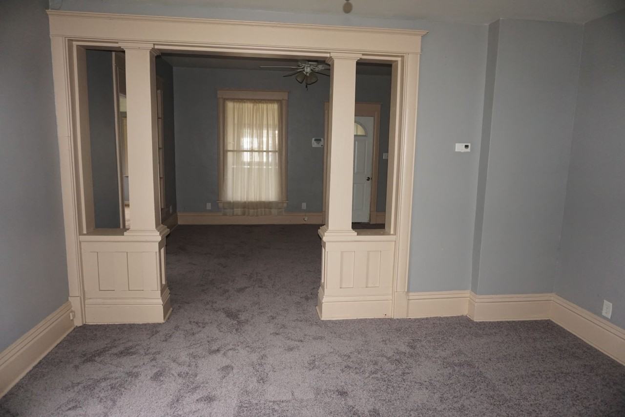 217 E Prairie St #1 - Photo 7 of 11