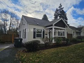 310 East Tanglewood Avenue - Photo 1 of 1