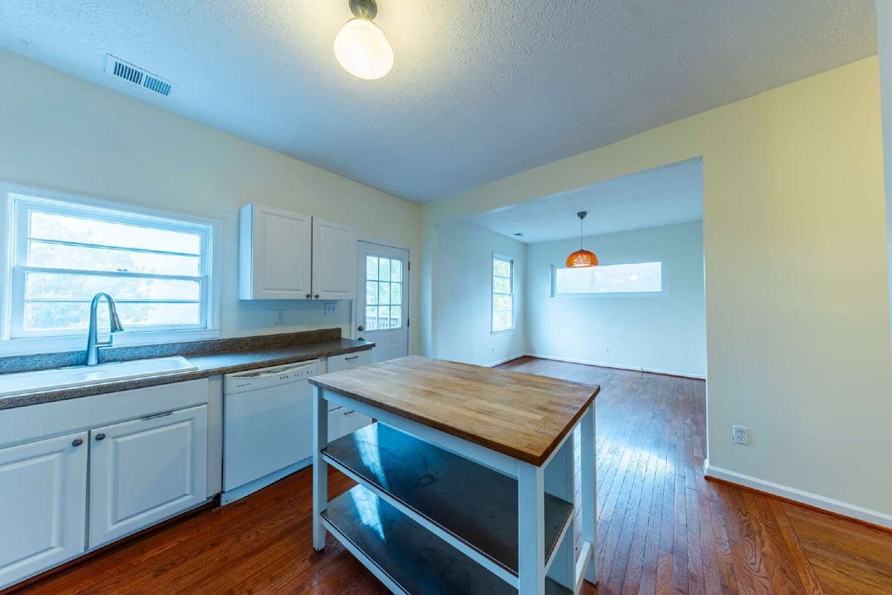 605 S 11th St - Photo 5 of 29