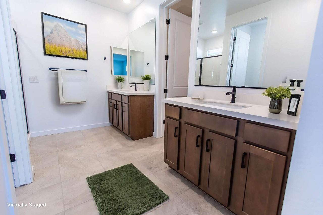 23024 East Watford Drive - Photo 6 of 44