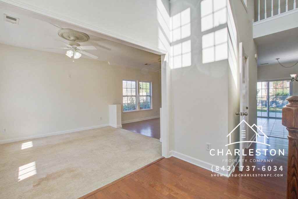 156 Red Leaf Blvd - Photo 4 of 31