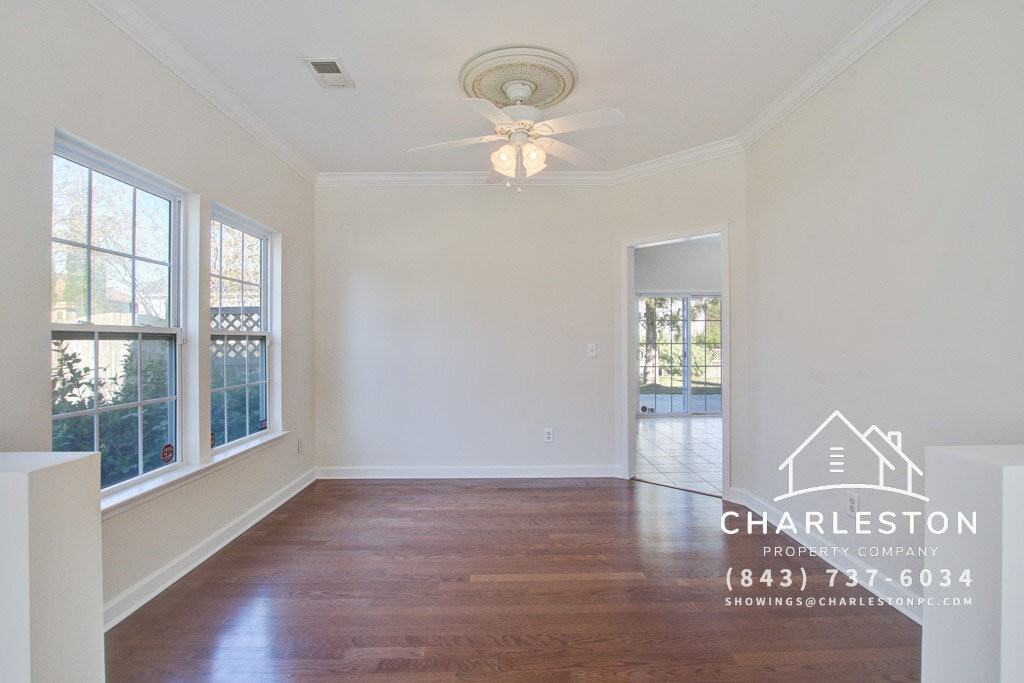 156 Red Leaf Blvd - Photo 7 of 31