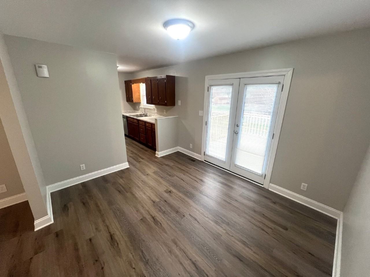 3409 Dailey Rd - Photo 6 of 26