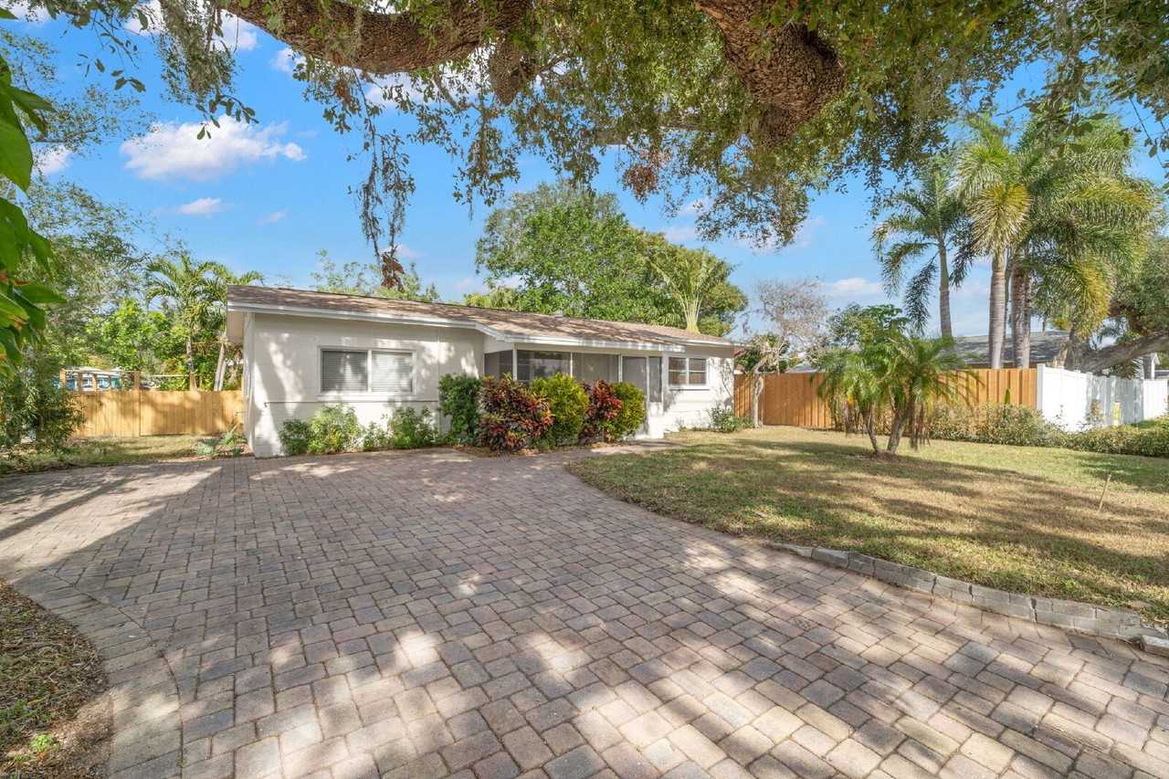 5107 26th Ave S - Photo 3 of 26