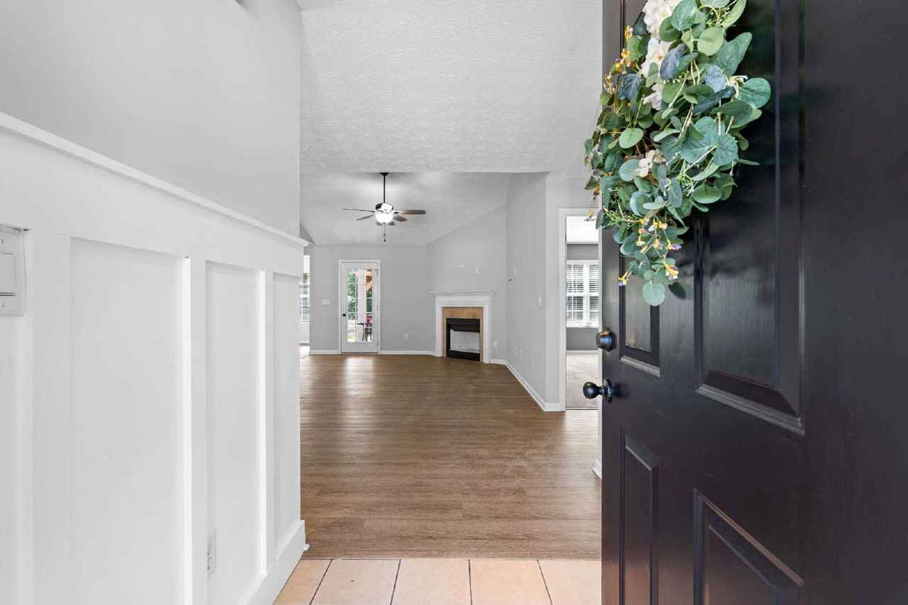 47 Matthews St - Photo 2 of 27