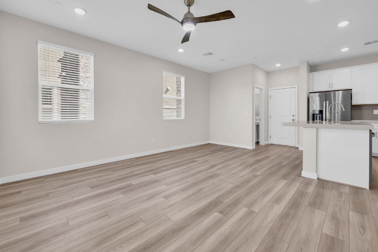 855 Angwin Ln - Photo 3 of 35