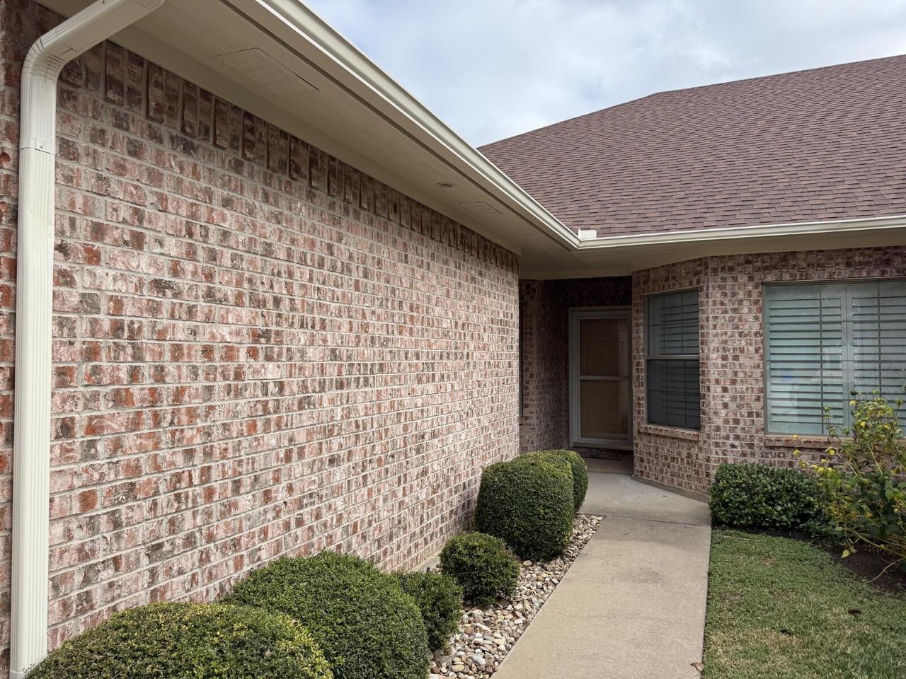 1904 Casual Cir - Photo 2 of 27