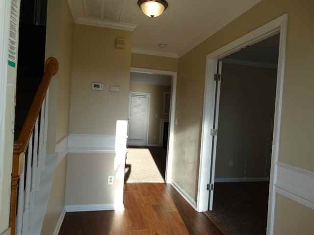 190 Royalton Rd - Photo 2 of 15