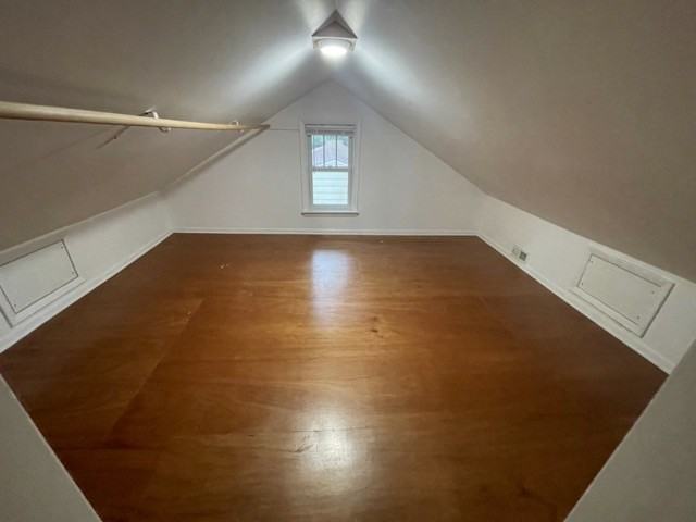 1475 Albert St N - Photo 5 of 20