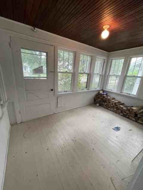 1475 Albert St N - Photo 6 of 20