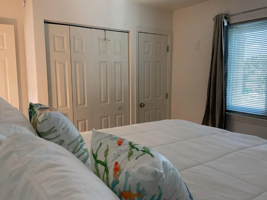 485 Gulf Shore Dr #101 - Photo 4 of 16