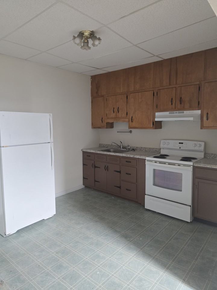 13504 Motters Station Rd - Photo 3 of 5