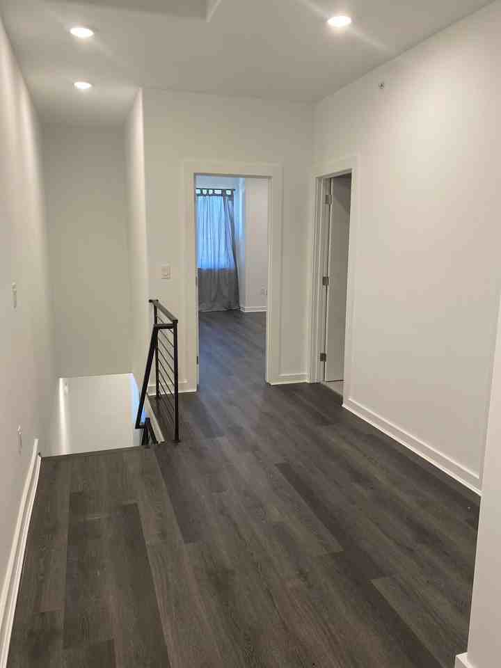 2032 N 18th St #2 - Photo 3 of 10