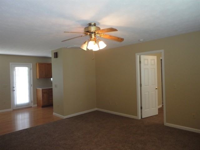 760 Oakdale Dr - Photo 2 of 13