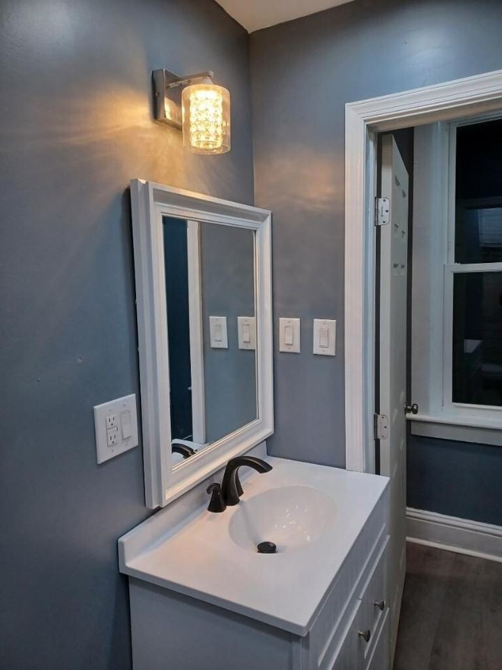 152 South Pine Street #2 - Photo 5 of 9