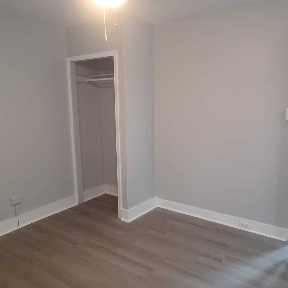 152 South Pine Street #2 - Photo 3 of 9