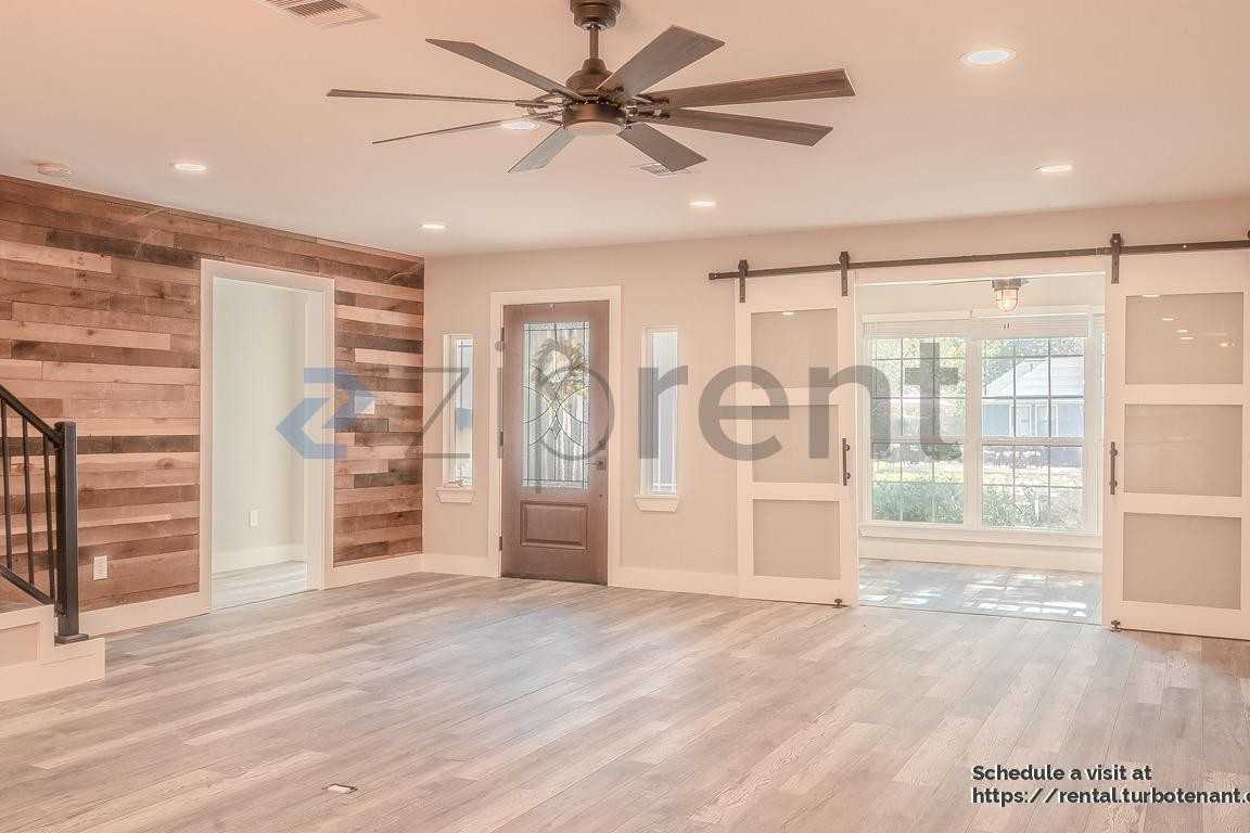 722 Riveredge Dr - Photo 2 of 39