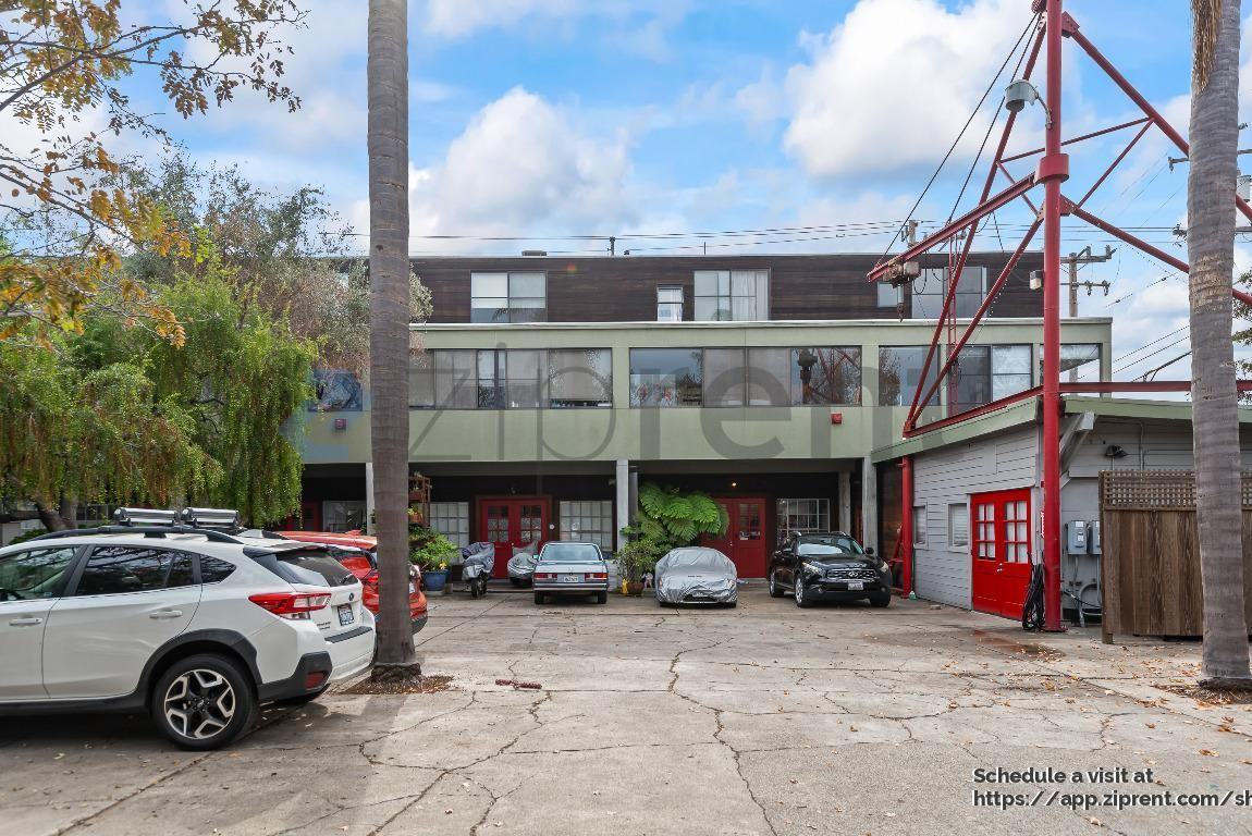 3016 Filbert Street #1 - Photo 5 of 35