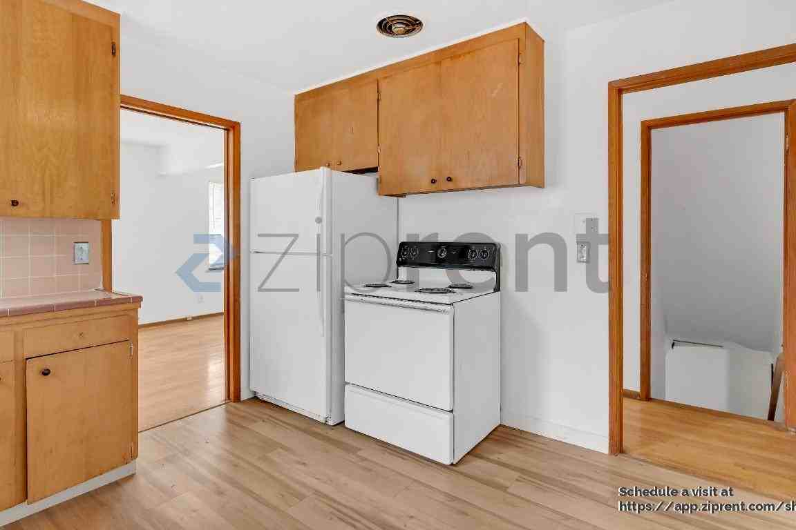 6117 Ne Clackamas St - Photo 7 of 18