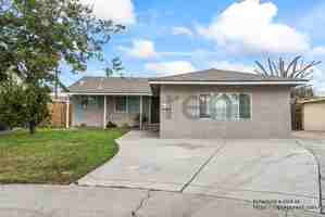 featured image of 451 Helen Avenue