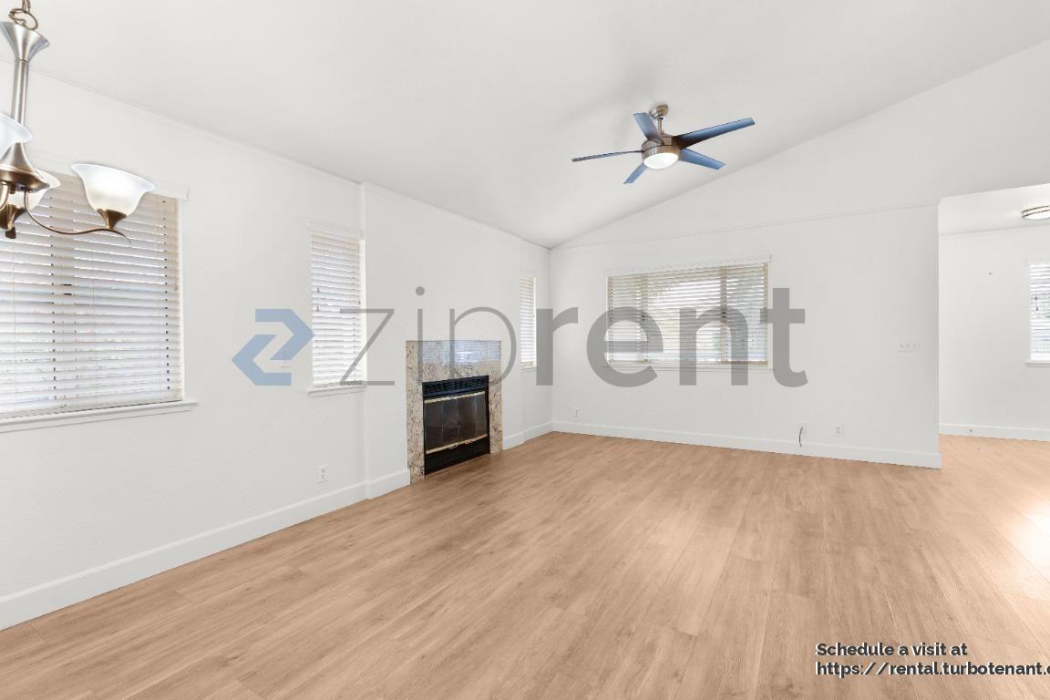 2275 La Mesa Court - Photo 2 of 16