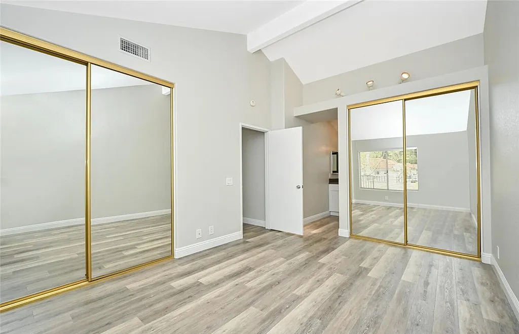 60 Sandpiper Ln - Photo 2 of 20