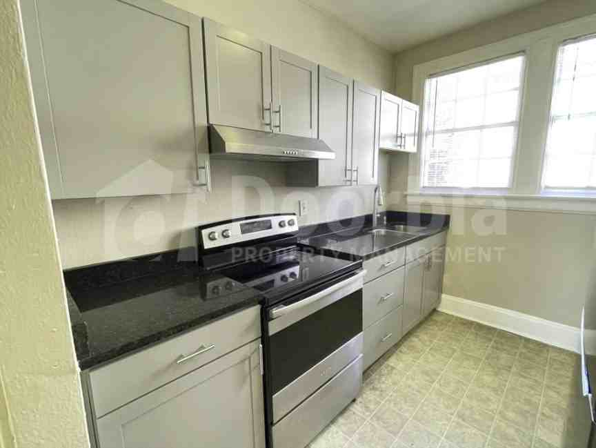 2935 Post St #5 - Photo 5 of 9