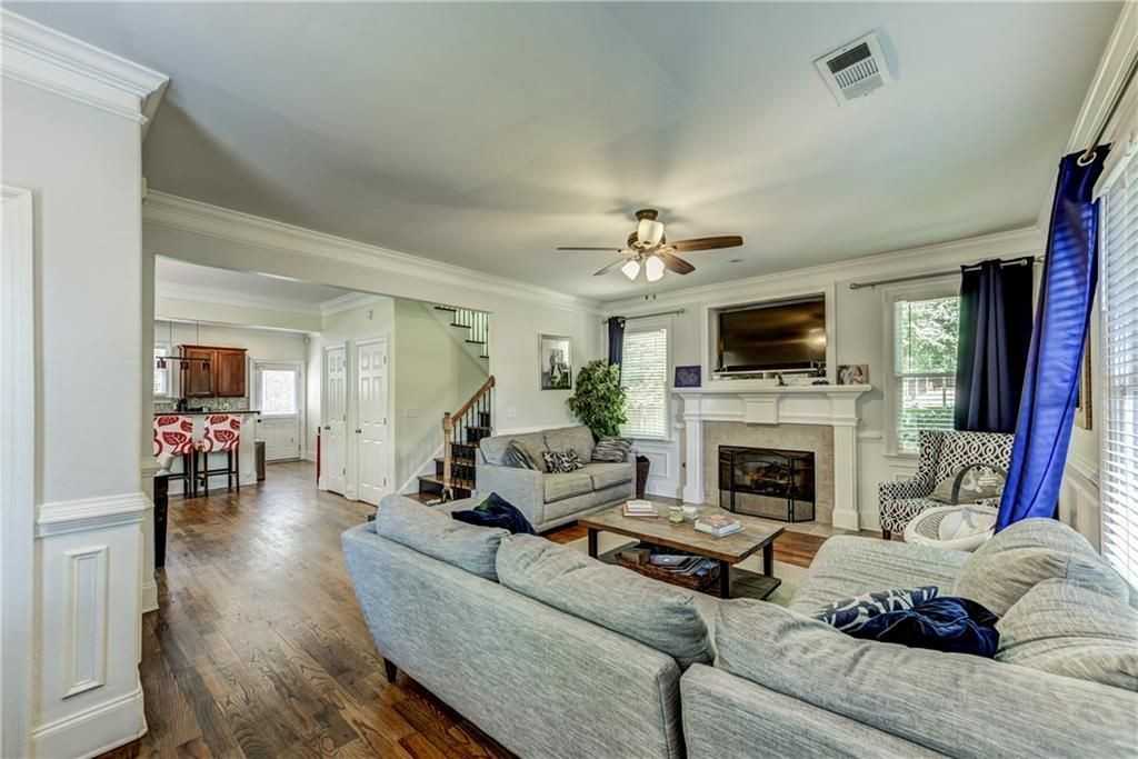 1829 Sylvan Ridge Drive Southwest - Photo 4 of 32