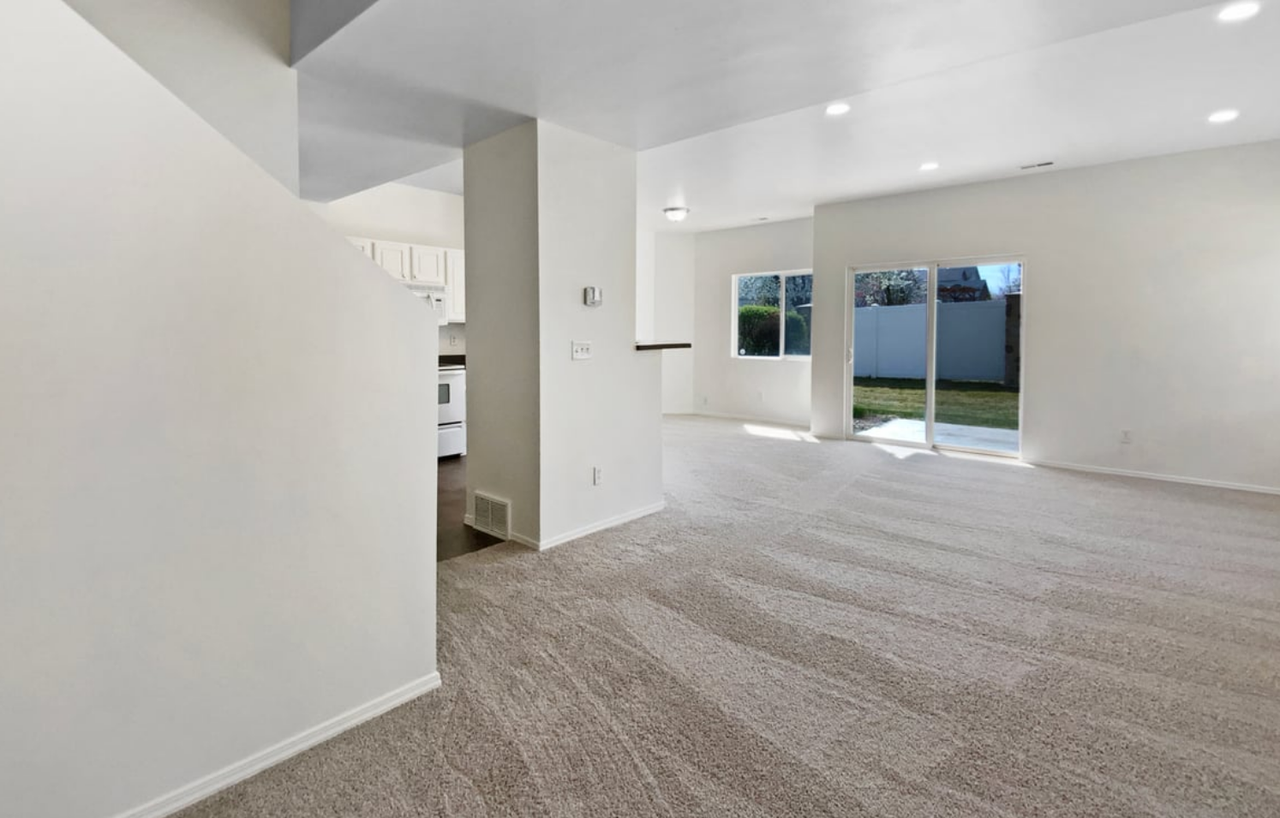 6647 West Merlot Way - Photo 2 of 17