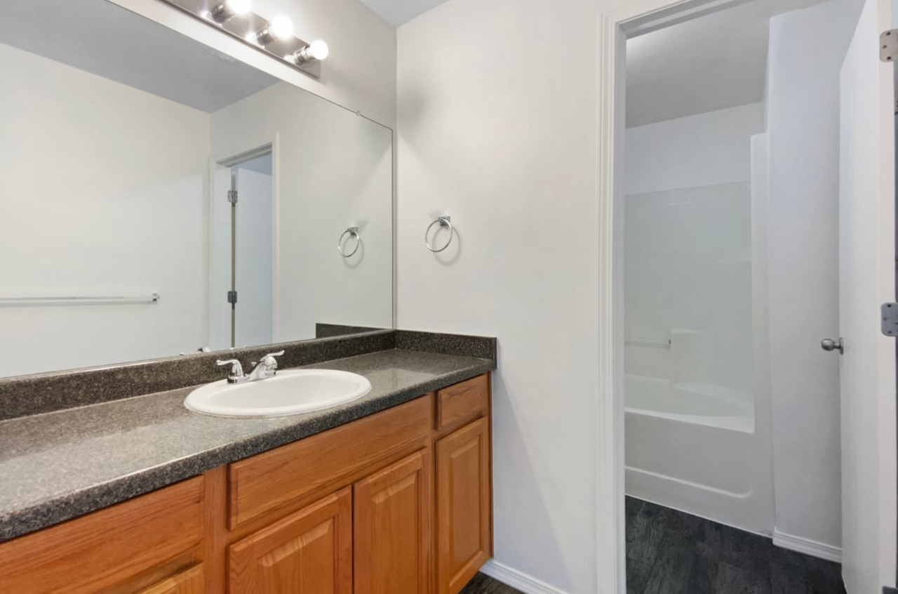 6647 West Merlot Way - Photo 5 of 17