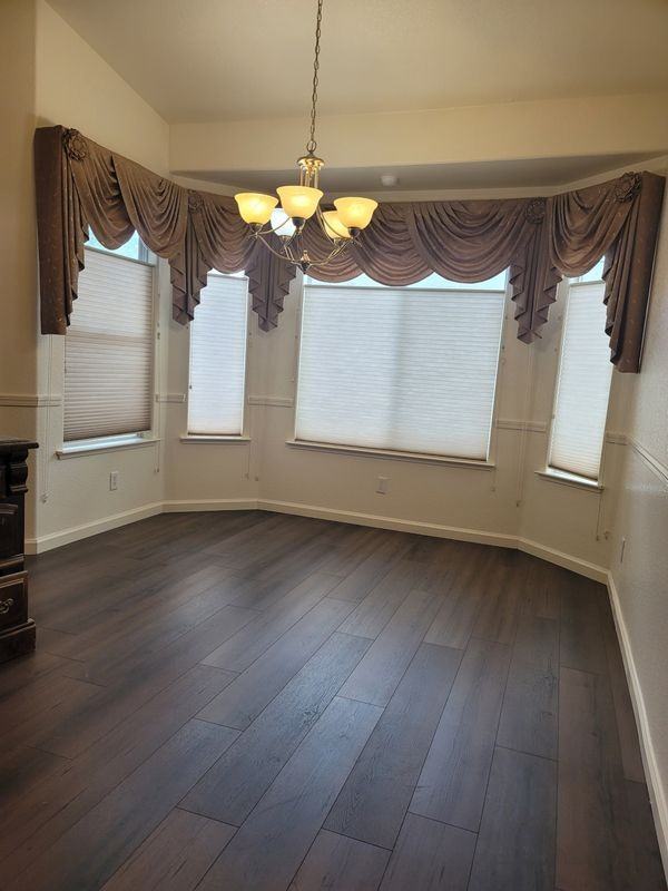 543 Powers Ave - Photo 3 of 7