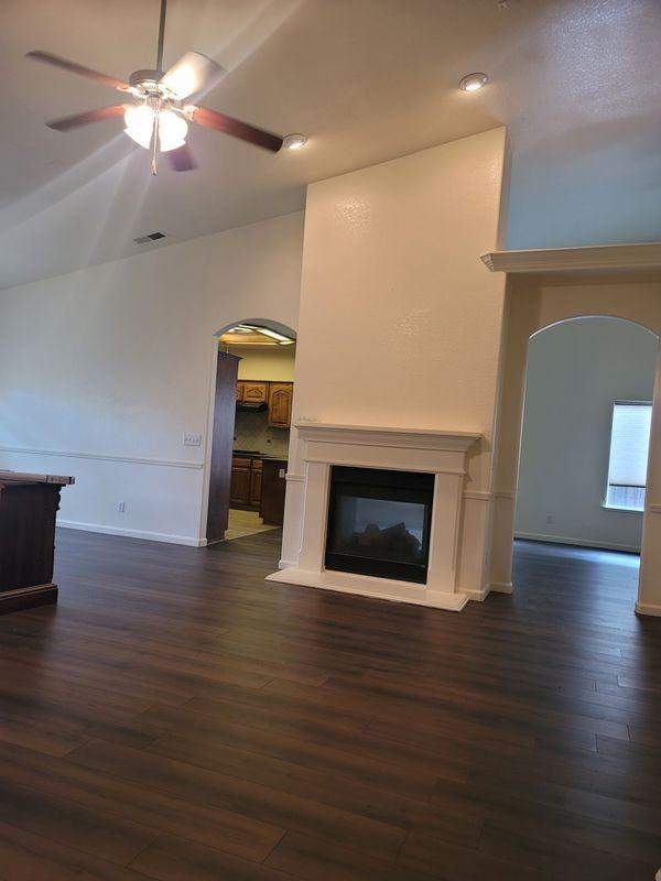 543 Powers Ave - Photo 4 of 7