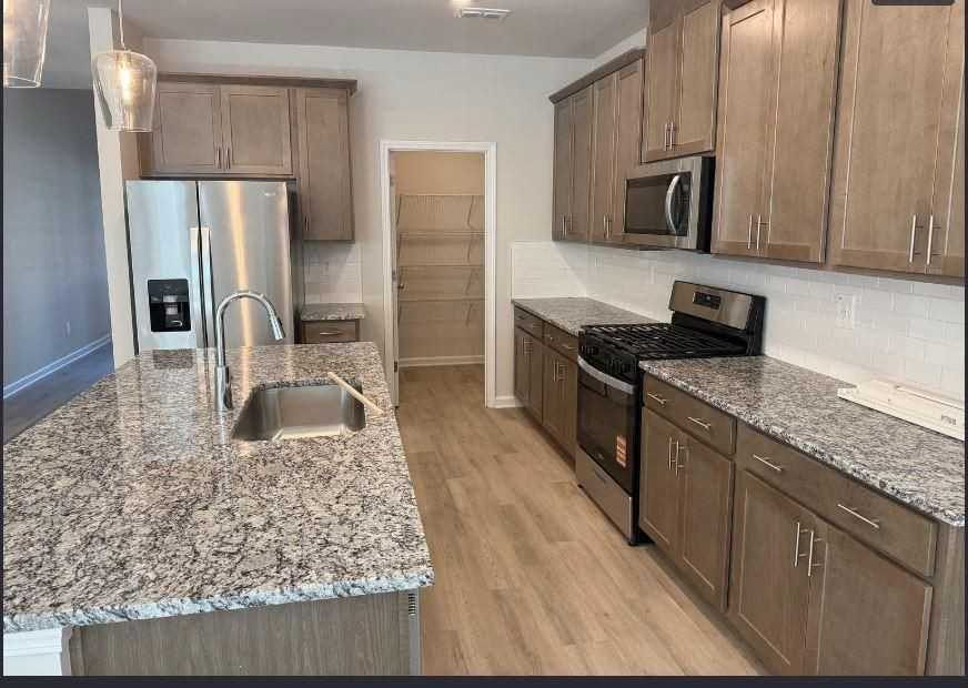 314 Sequoia Lane - Photo 5 of 13