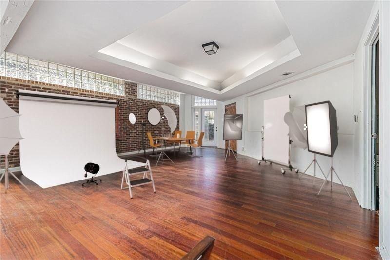 1112 Delaware Avenue Southeast - Photo 6 of 30