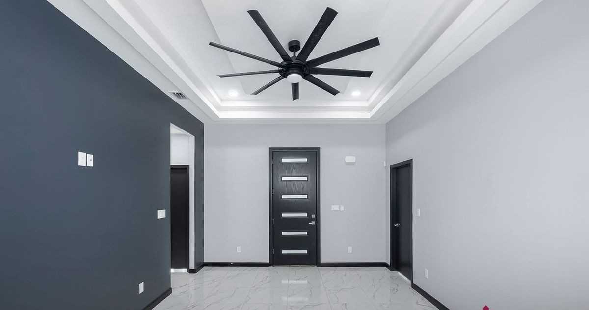 10403 N 32nd Ln - Photo 2 of 11