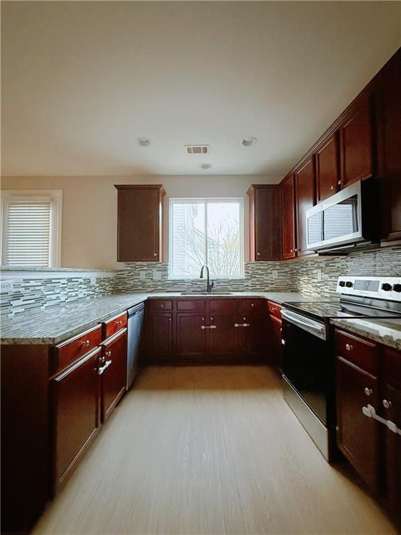 3998 Cutler Donahoe Way - Photo 7 of 15