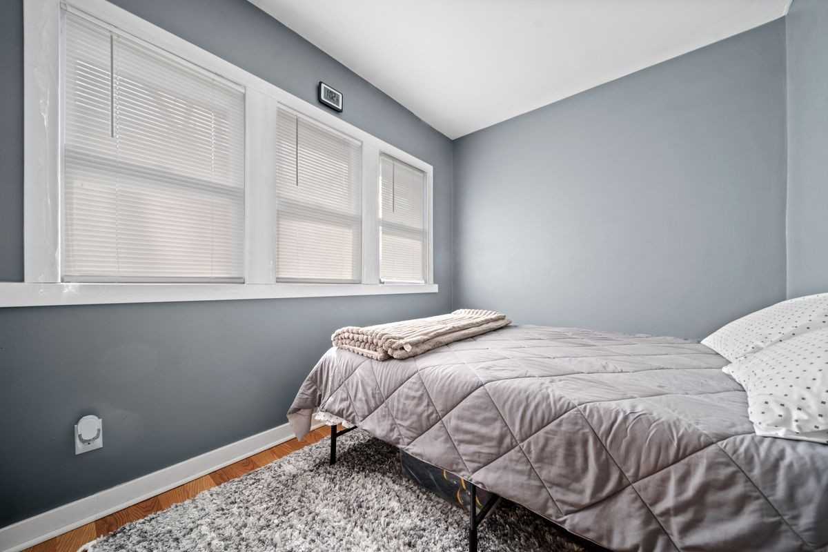 1673 Calvert Street - Photo 6 of 22