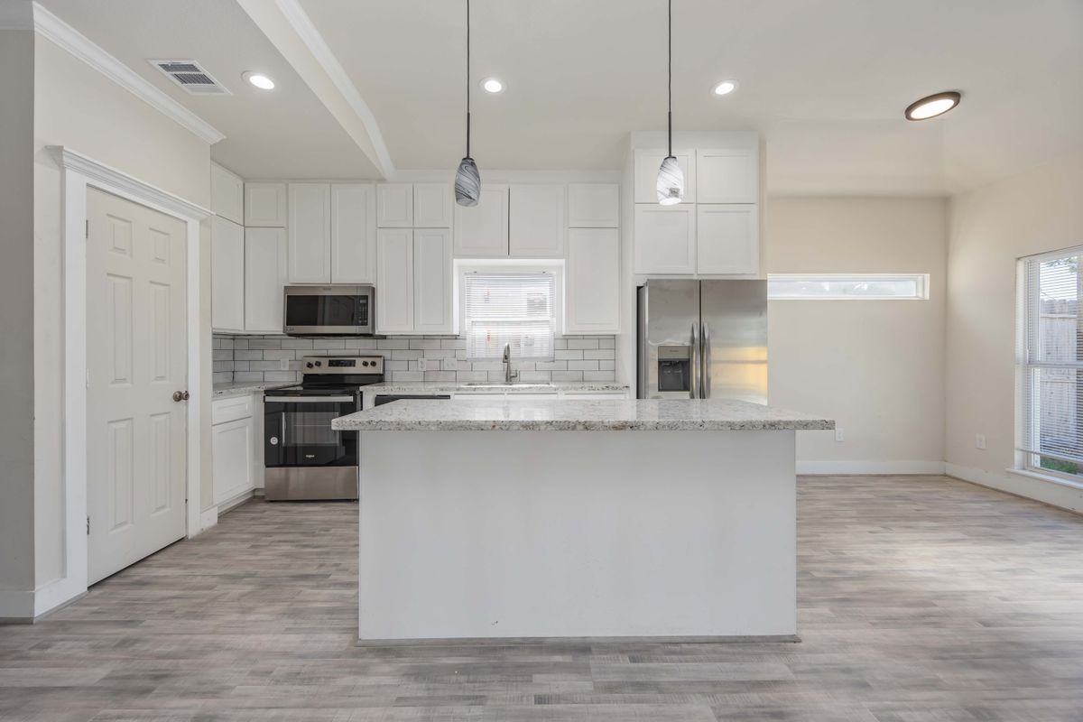 2708 Sam Wilson Street