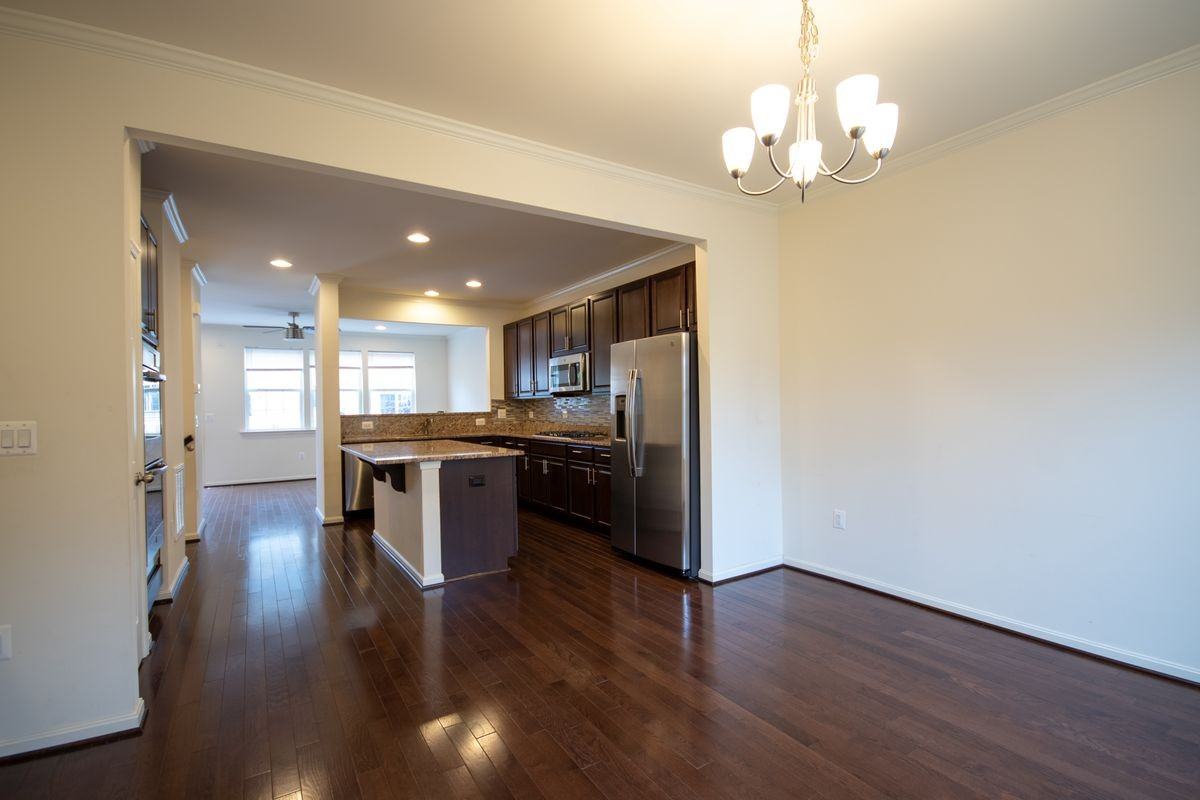 8024 Cayzer Lane - Photo 2 of 50