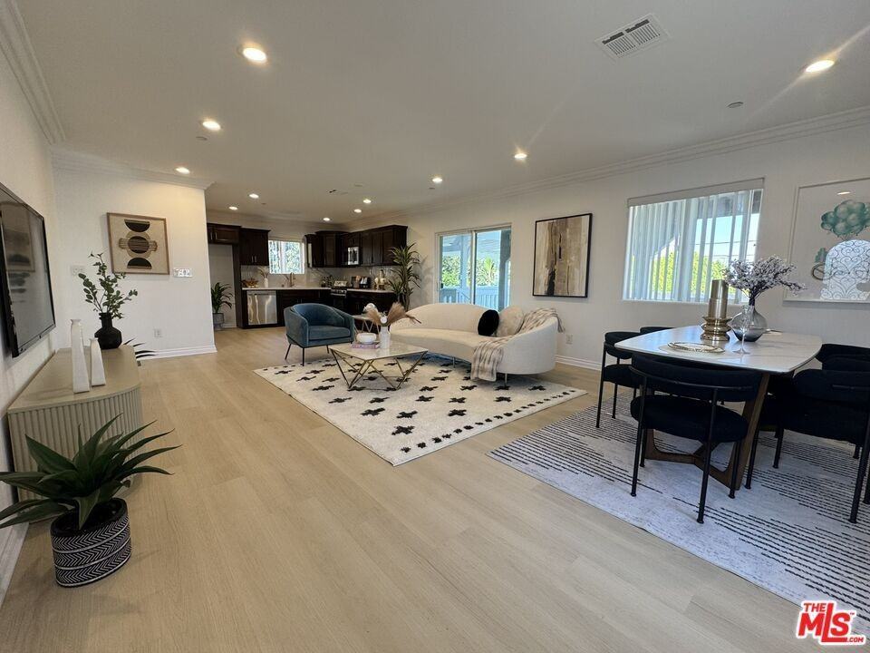 3917 Dwiggins Street - Photo 2 of 17