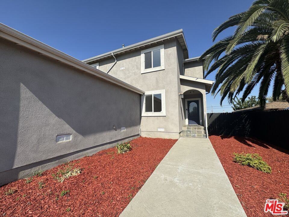 3917 Dwiggins Street - Photo 3 of 17