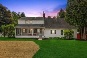 featured image of 1056 Beekman Road
