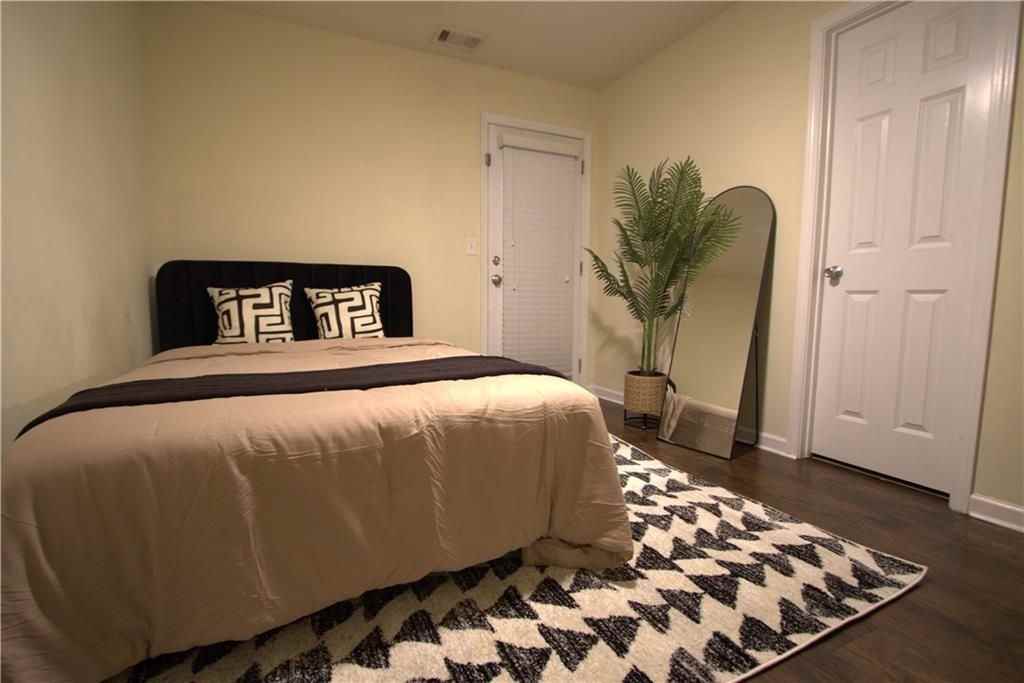 1489 Liberty Parkway Northwest - Photo 6 of 16