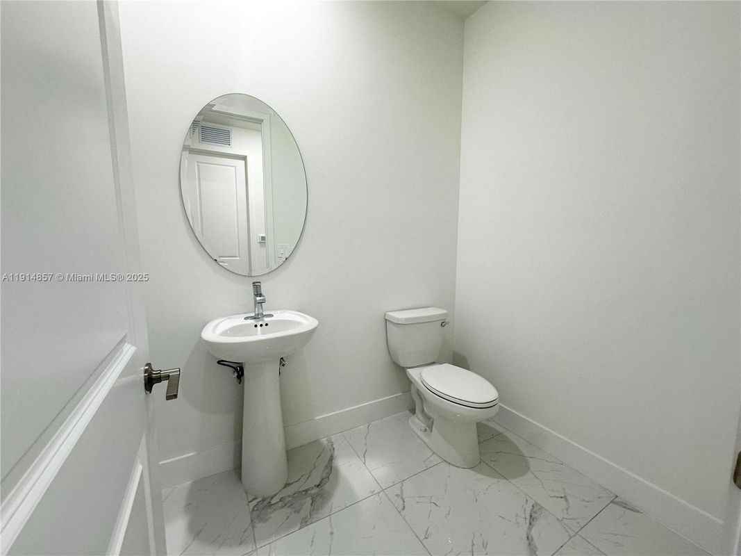 12273 Southwest 44th Street - Photo 3 of 31