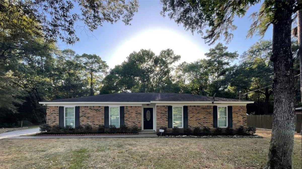 22176 Heatherwood Drive