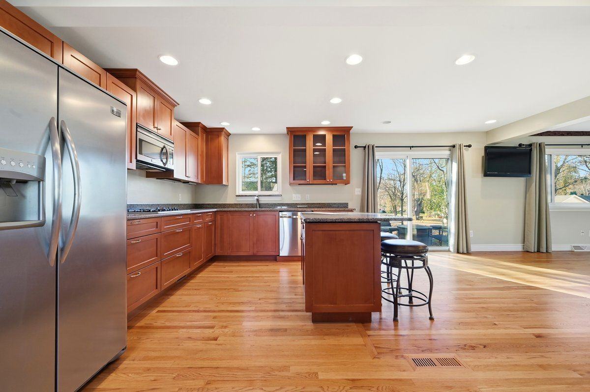 5595 Birdview Heights - Photo 4 of 29