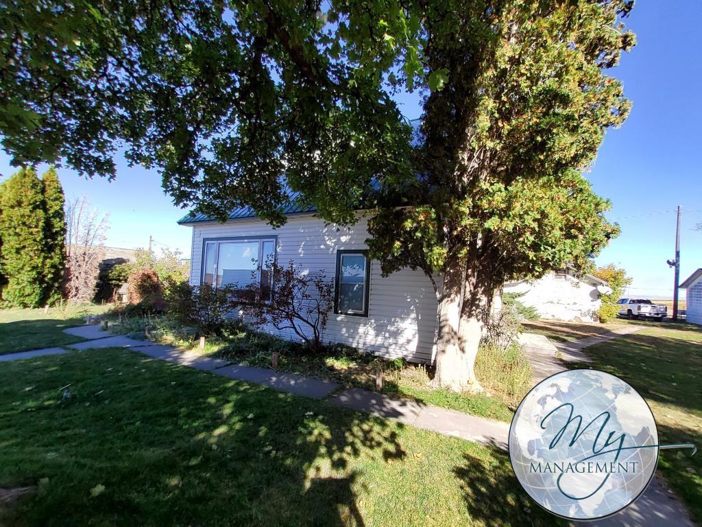 3431 Ne #B - Photo 2 of 50