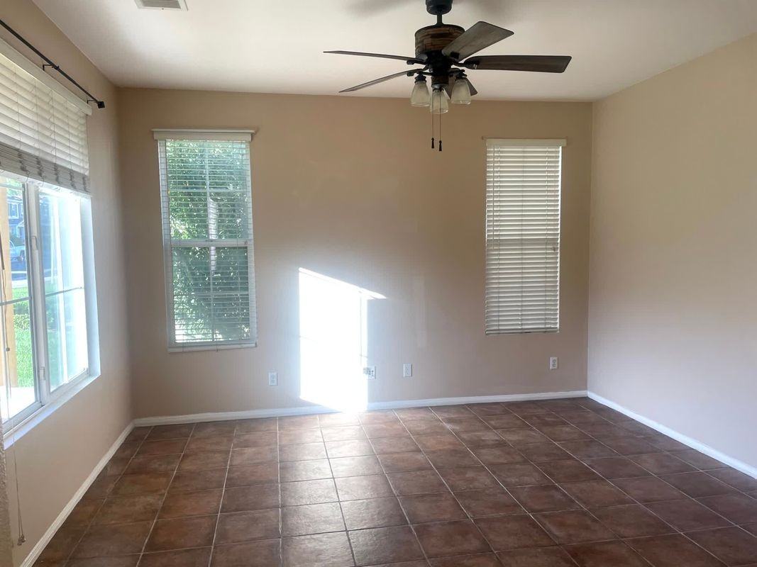 27664 North Cobblestone Court - Photo 4 of 16