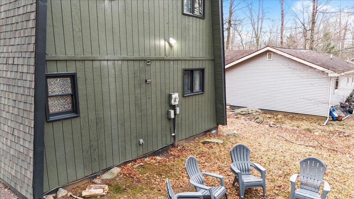 1150 Country Place Drive - Photo 4 of 50